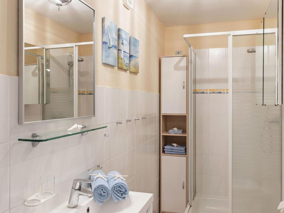 Elegant Apartment With Garden In Gingst Exteriör bild