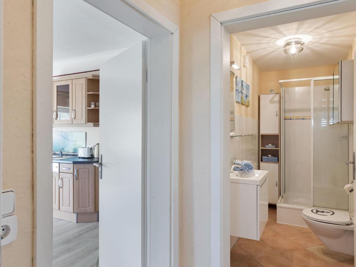 Elegant Apartment With Garden In Gingst Exteriör bild