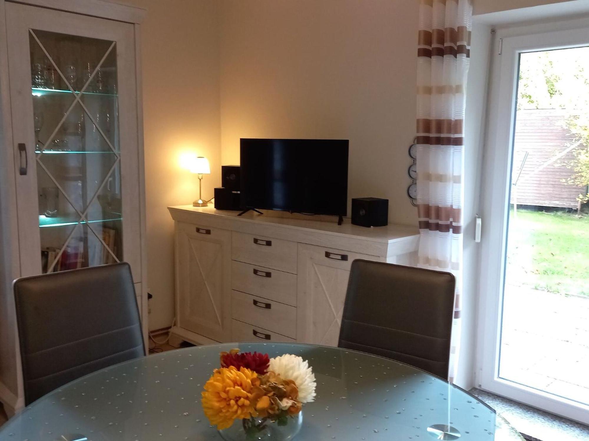 Elegant Apartment With Garden In Gingst Exteriör bild